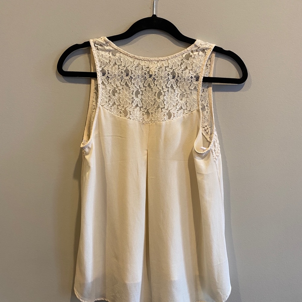 Cream tank - Picture 2 of 3